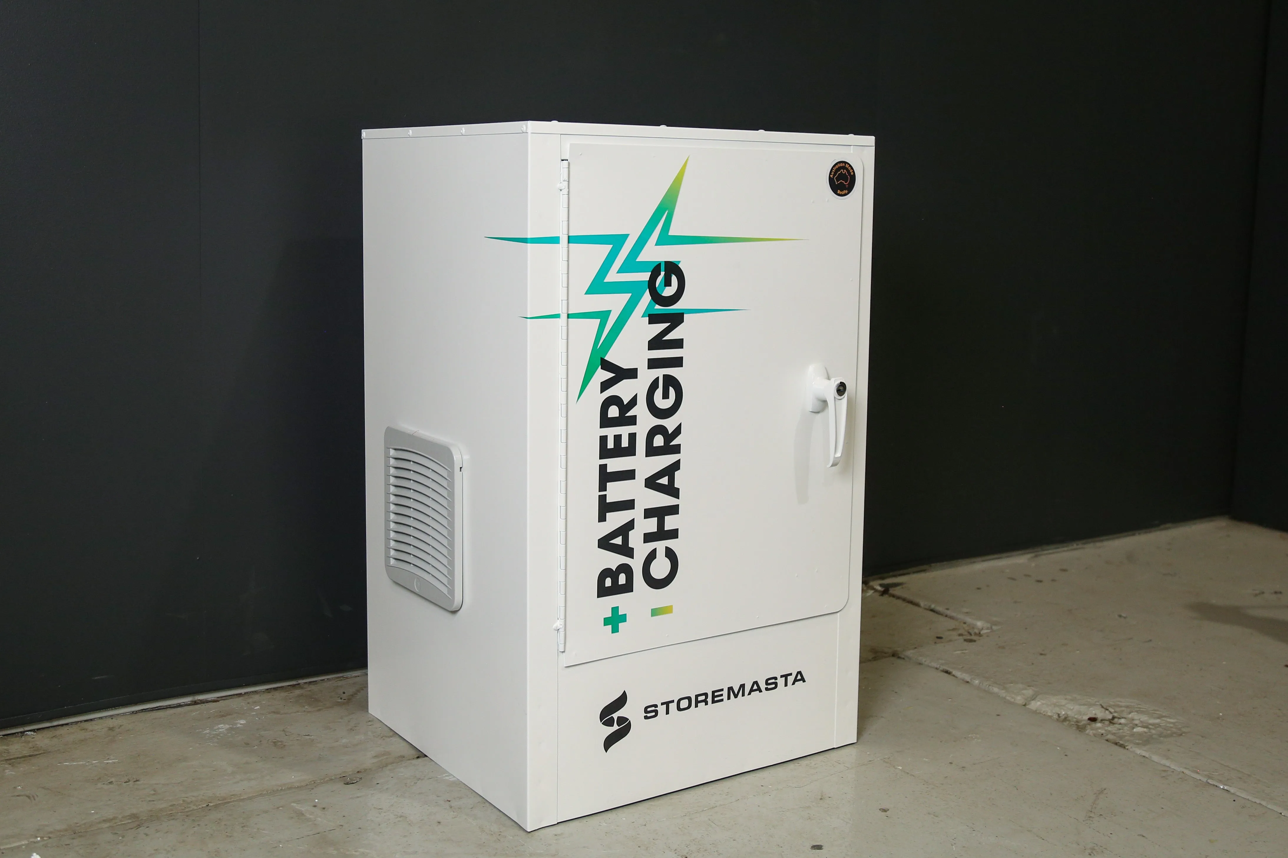 8 Outlet Battery Charging Cabinet