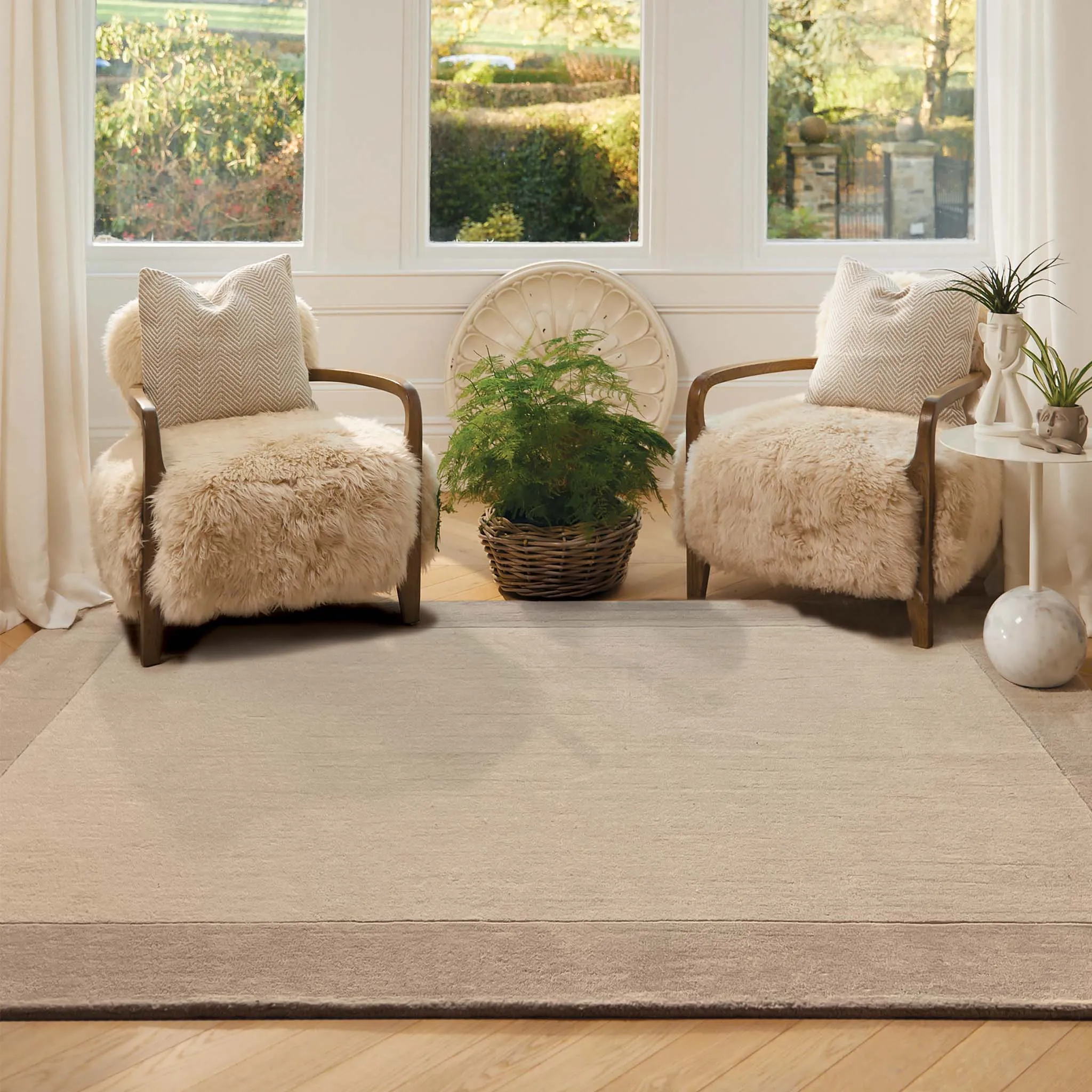 Borders Rug Natural