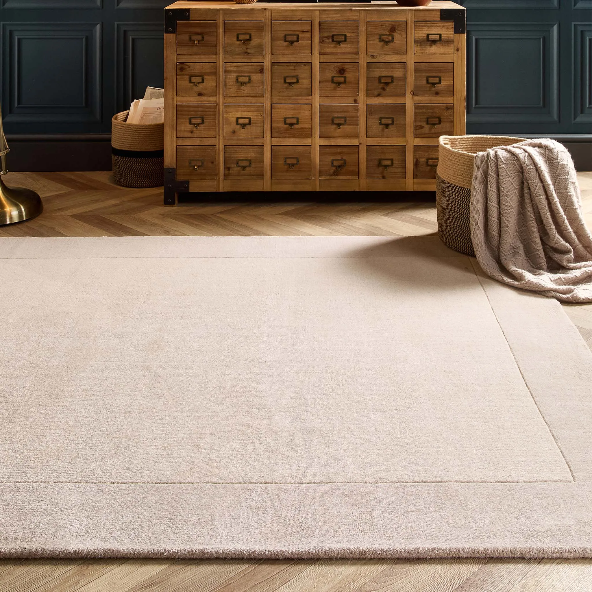 Borders Rug Natural