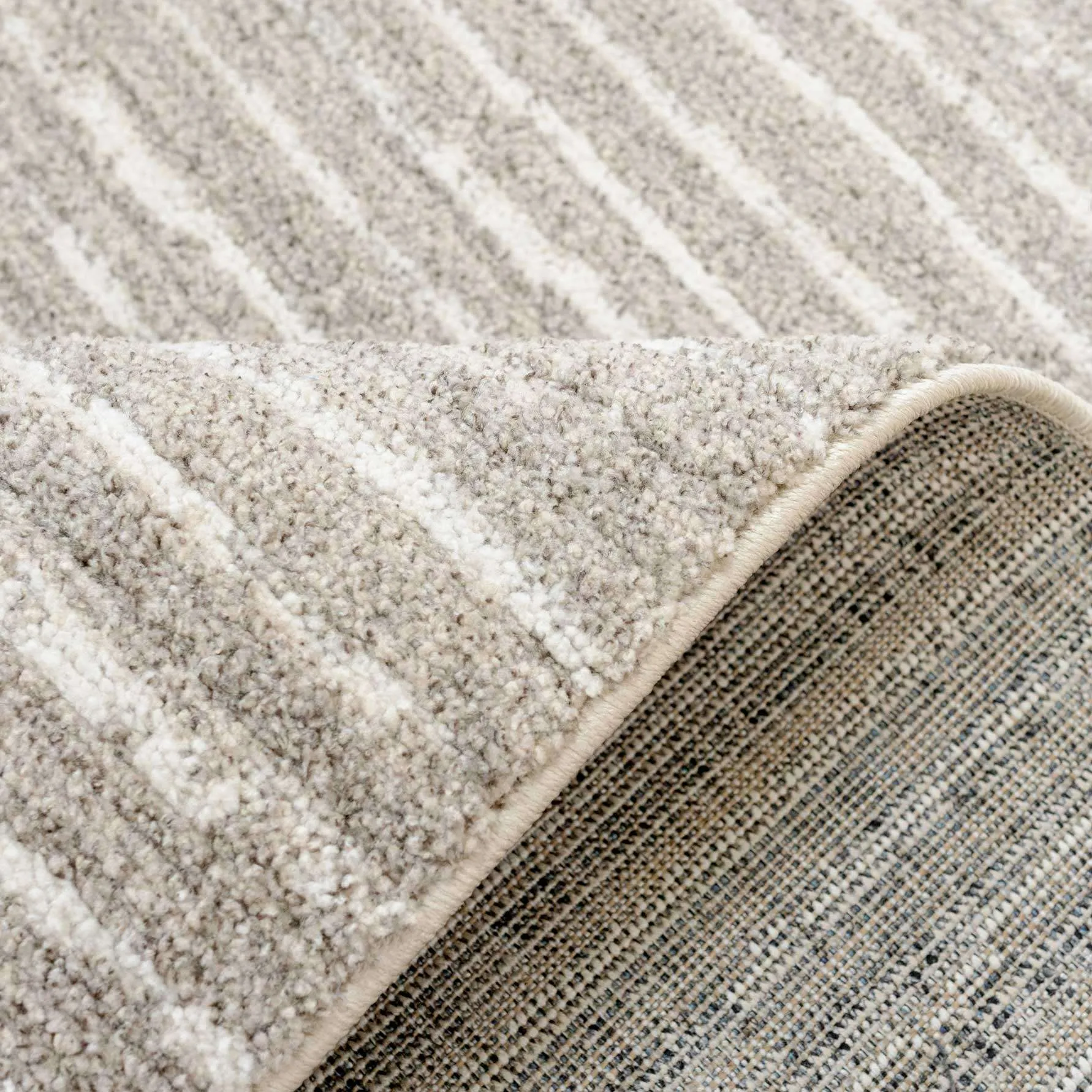 Cosy Soft Diamond Beige Moroccan Berber Bedroom Rug