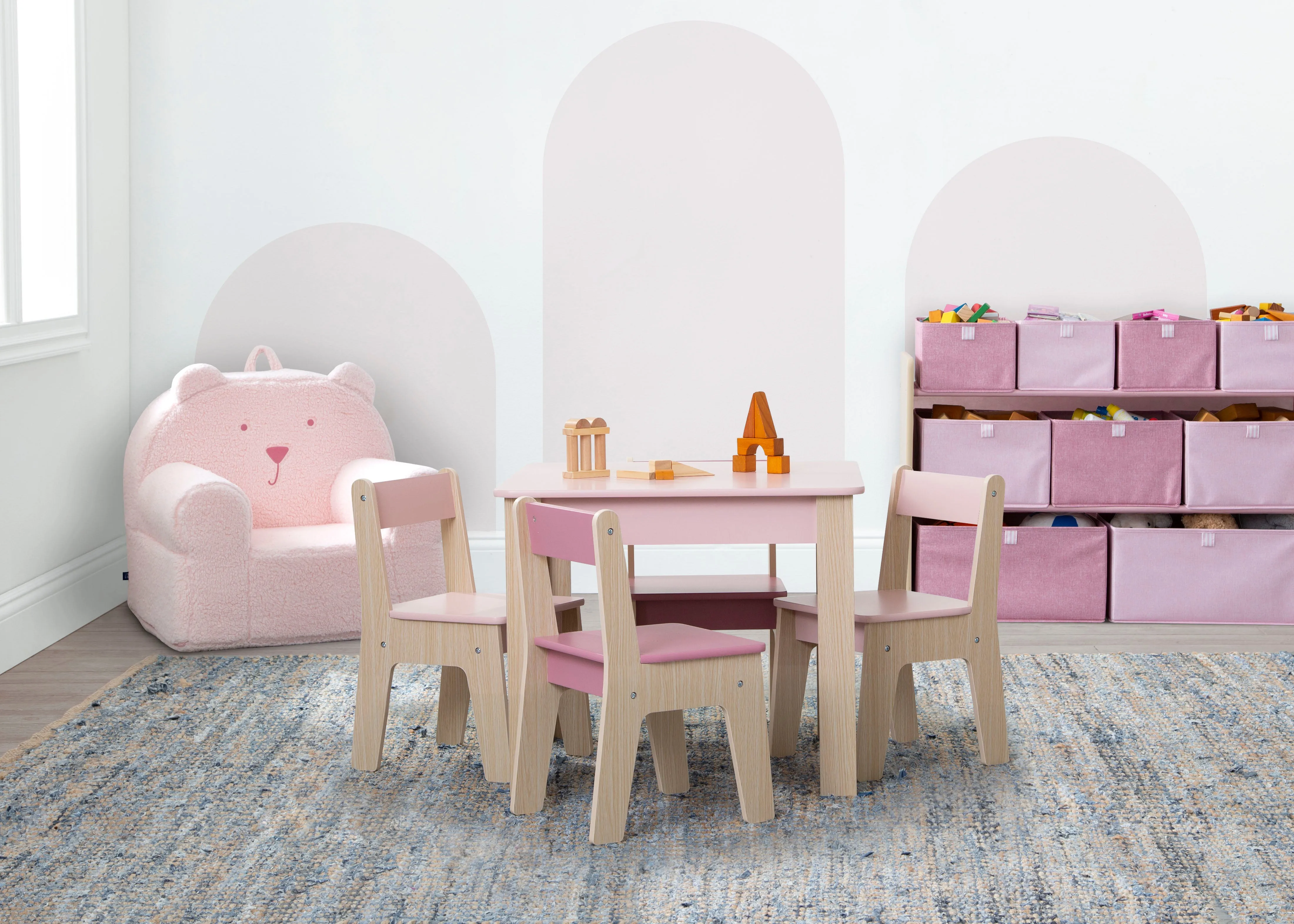 GapKids Table and 4 Chair Set