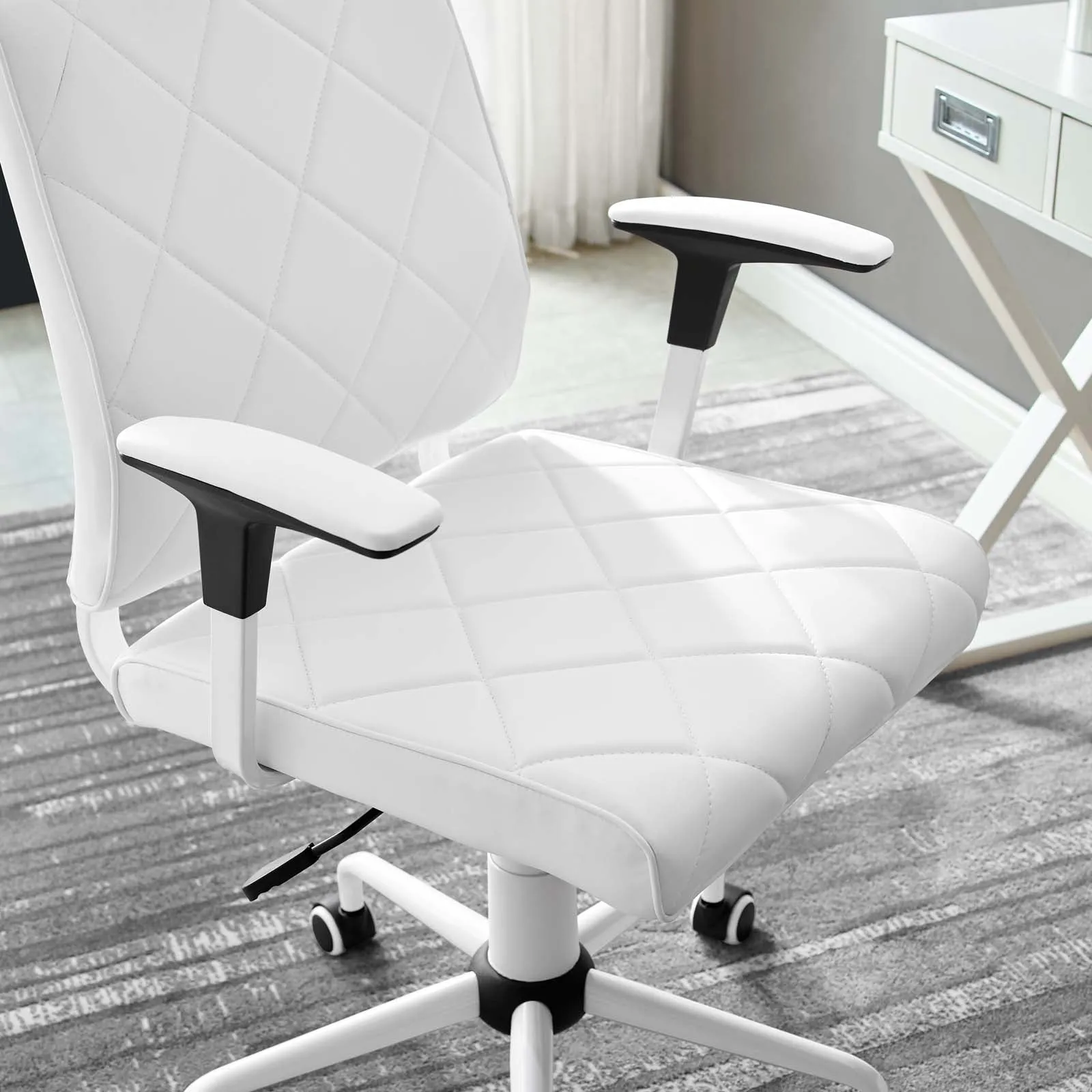 Lattice Vinyl Office Chair