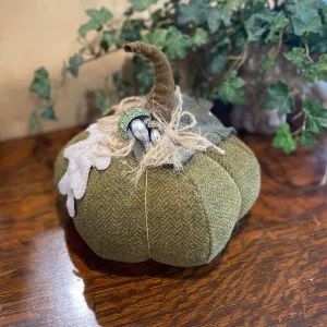 Paxe's Designs | #4 Large Pumpkin Pincushion